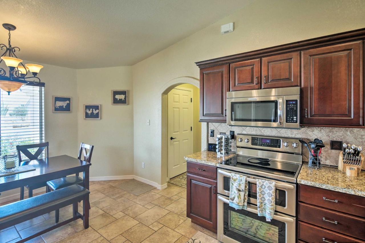 Lake Havasu City Home With Pool, Hot Tub And Mtn Views Exterior photo